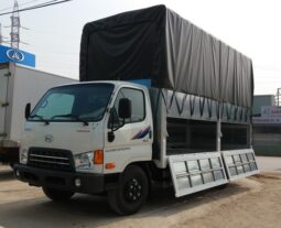 Hyundai HD, 3,5 tấn, thùng mui bạt, cũ, cabin màu trắng
